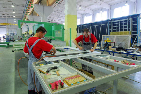 Фирма по остеклению балконов в Щербинка и Московской области Щербинка